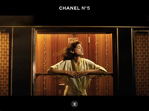 who is the man in the chanel no 5 commercial|chanel no 5 commercial actress.